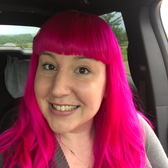Meet your Posher, Candace - Picture 1 of 1